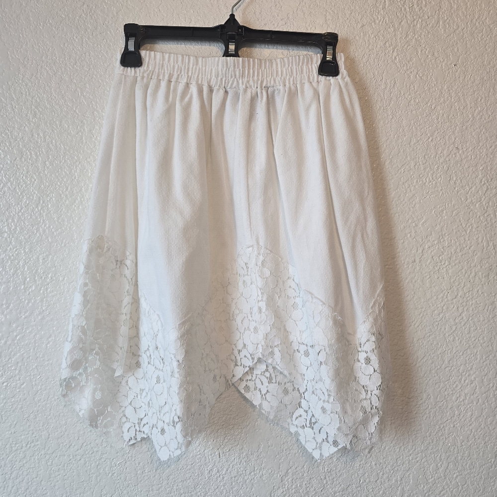 Disney Alice through the looking glass XS acemetrical hem eyelet lace skirt